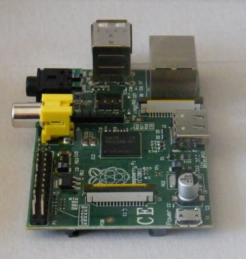 Raspberry%20Pi%20rotated%20270%20degrees%20showing%20usb%20power%20interface